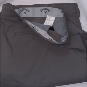 Callaway men’s size 48 golf shorts in excellent condition.